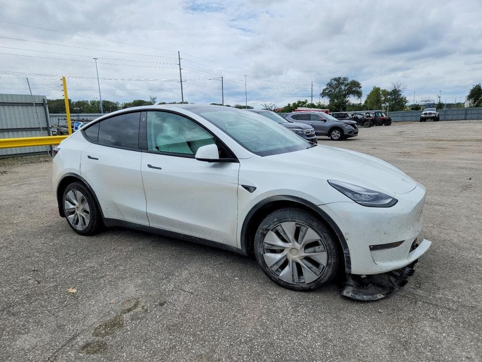 2021 TESLA MODEL Y 4