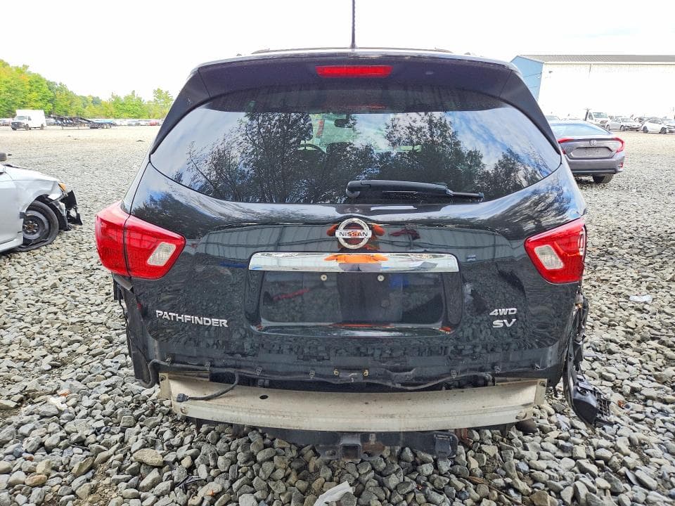 2018 NISSAN PATHFINDER SV 6