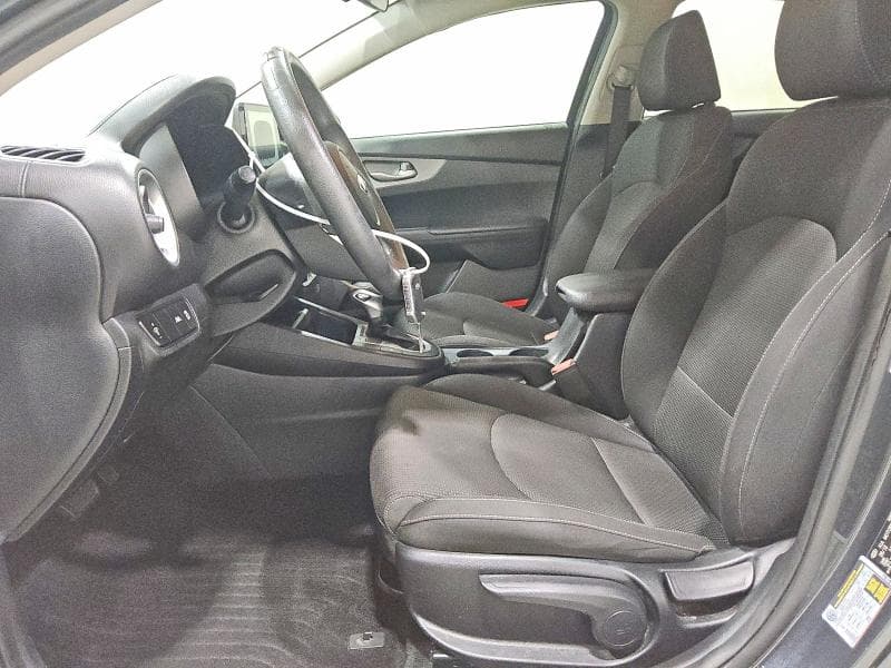 2019 KIA FORTE LXS 7
