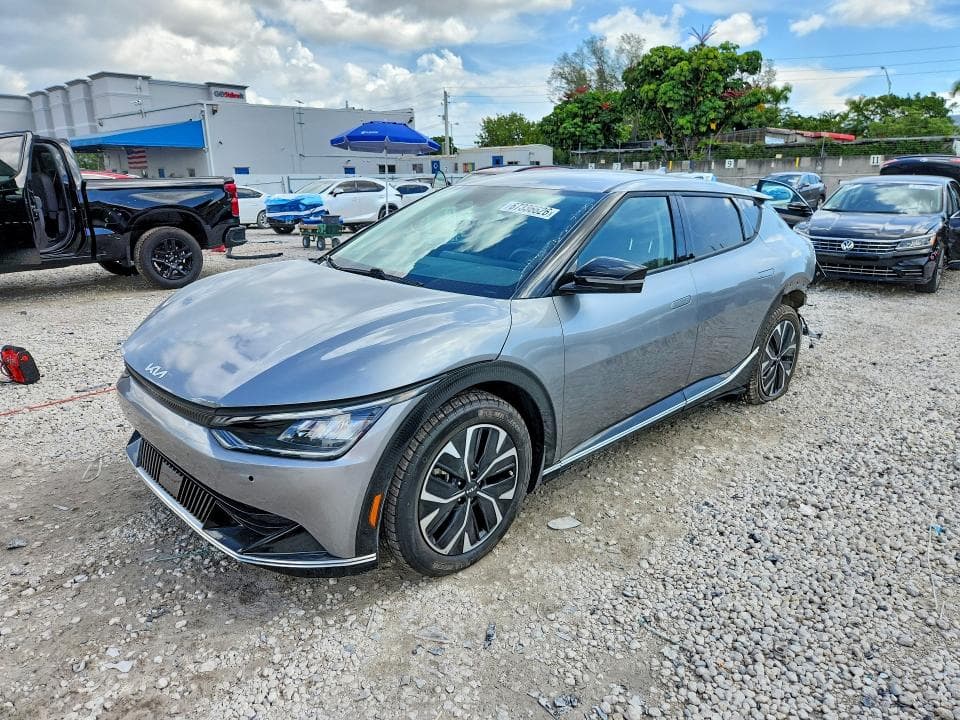 2022 KIA EV6 WIND