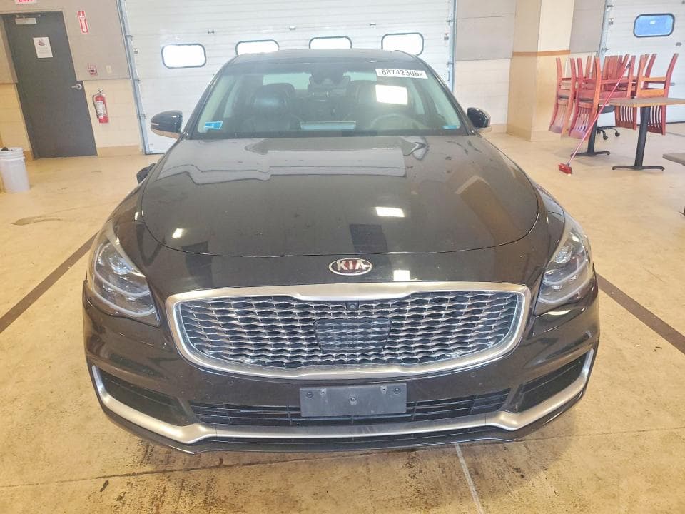 2019 KIA K900 LUXURY 5