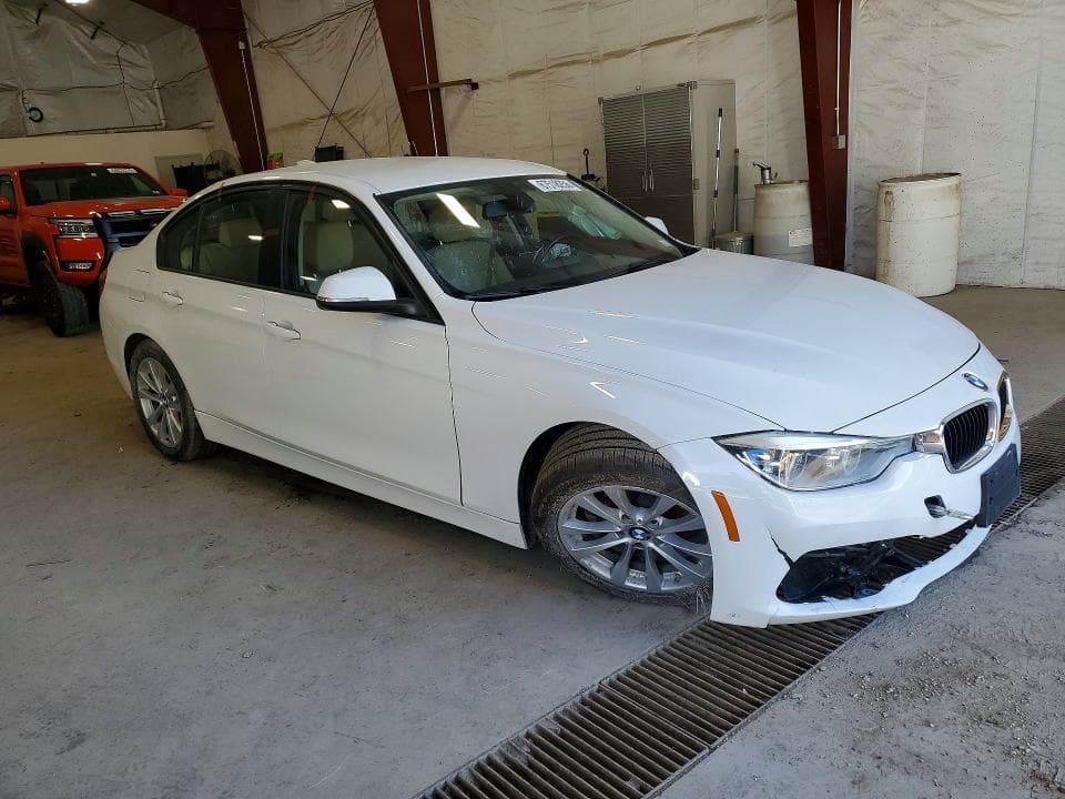 2018 BMW 320 XI 4