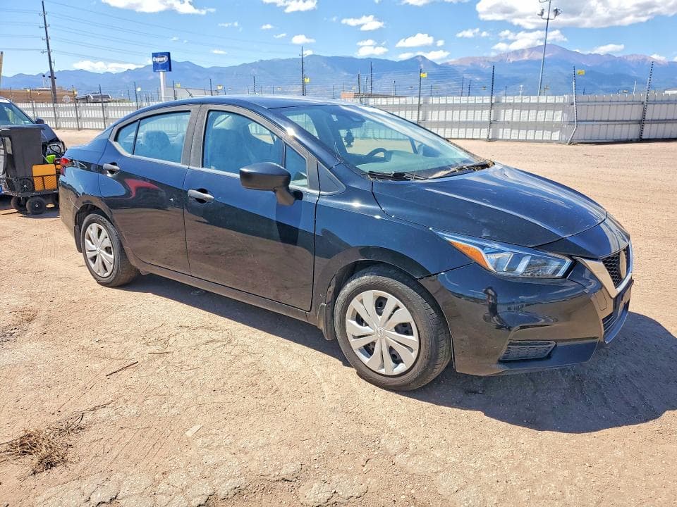 2021 NISSAN VERSA S 4