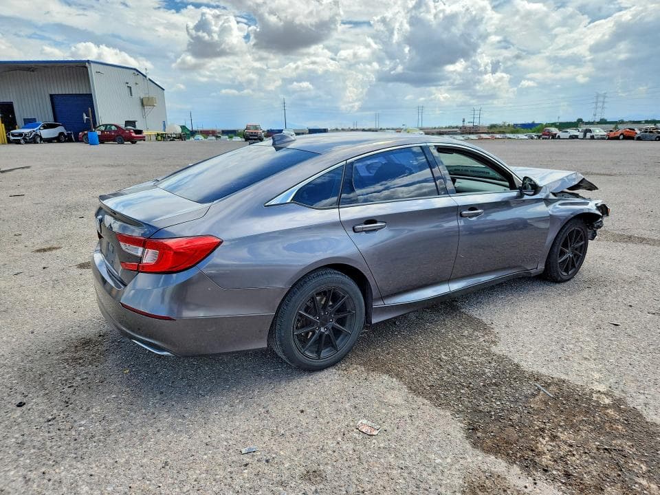2020 HONDA ACCORD LX 3