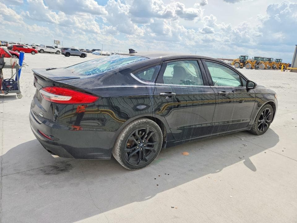 2019 FORD FUSION SE 3