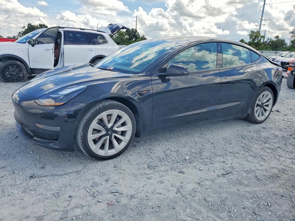 2022 TESLA MODEL 3 - 1