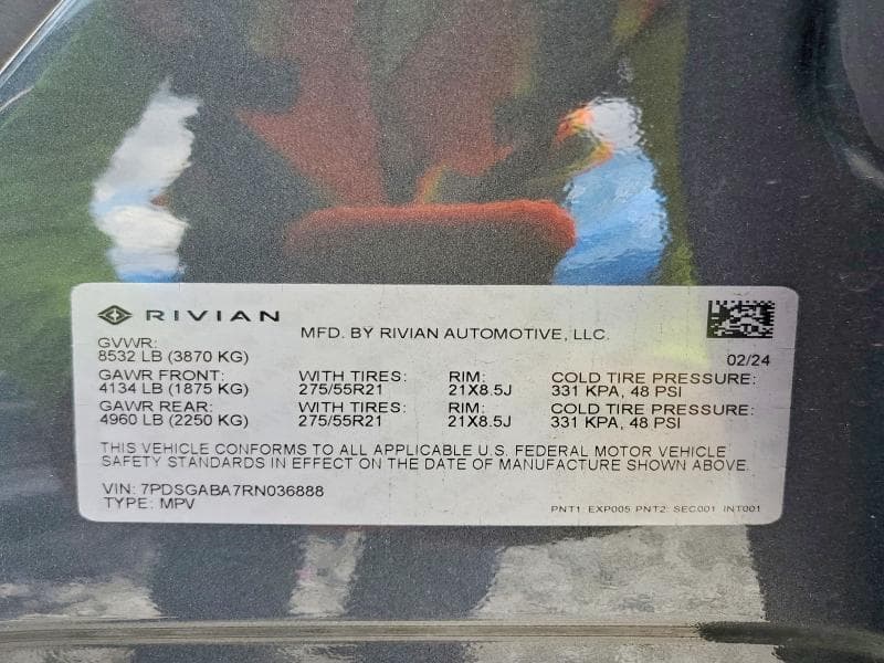 2024 RIVIAN R1S ADVENTURE 13