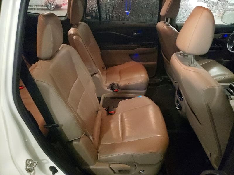 2017 HONDA PILOT ELITE 11