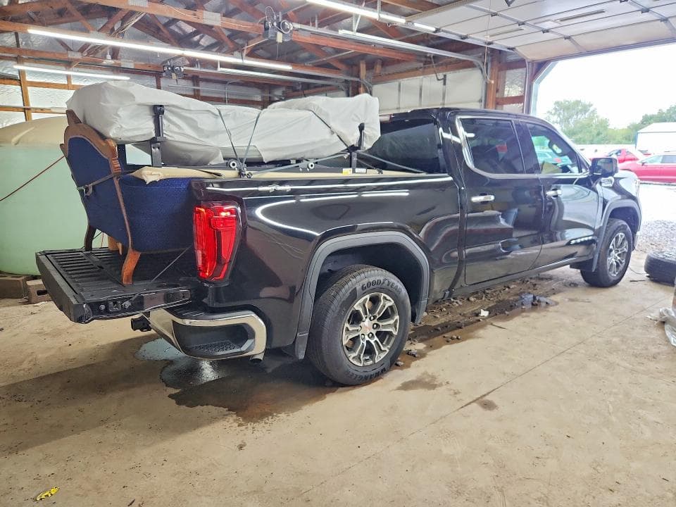2025 GMC SIERRA K1500 SLT 3