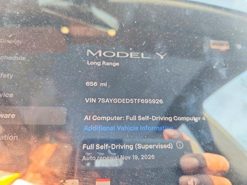 2026 TESLA MODEL Y 9