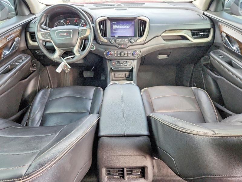 2018 GMC TERRAIN DENALI 8
