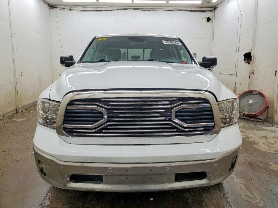 2019 RAM 1500 CLASSIC SLT 5