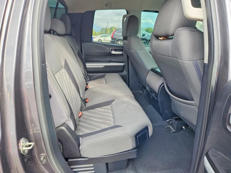 2018 TOYOTA TUNDRA SR5 10