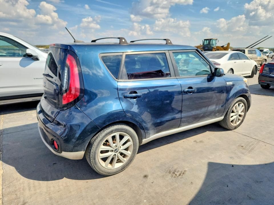 2017 KIA SOUL + 3
