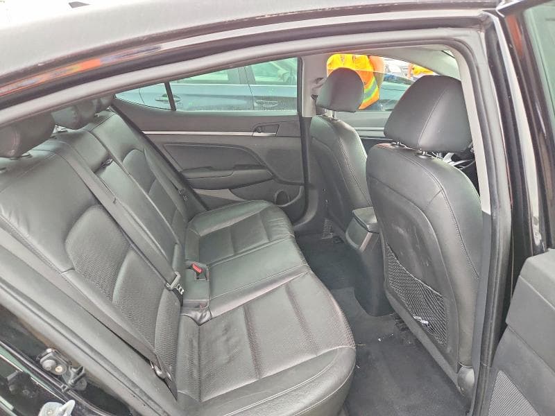 2019 HYUNDAI ELANTRA SE 10