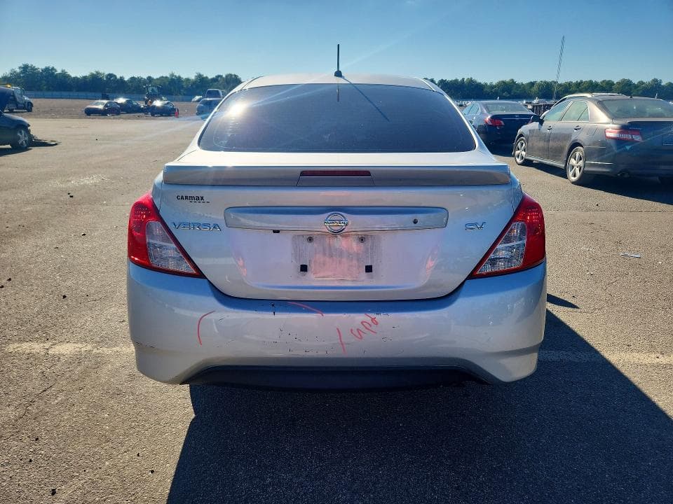 2019 NISSAN VERSA SV 6