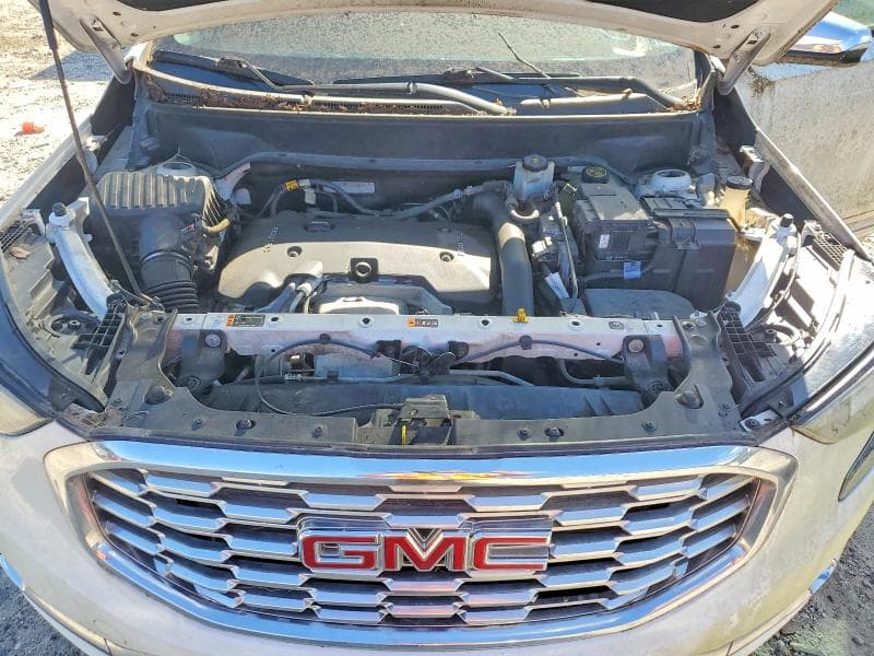 2018 GMC TERRAIN DENALI 11