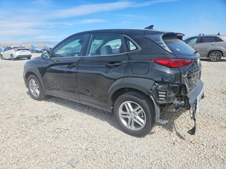 2022 HYUNDAI KONA SE 2
