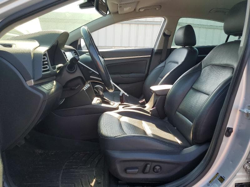 2019 HYUNDAI ELANTRA LIMITED 7