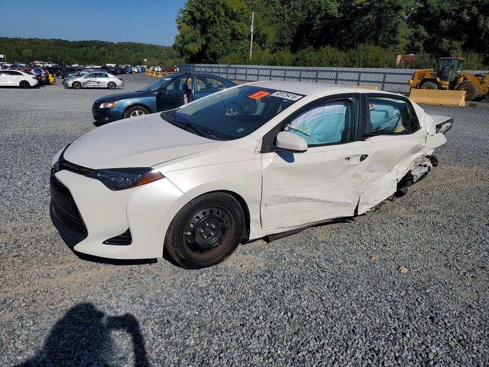 2017 TOYOTA COROLLA LE - 1