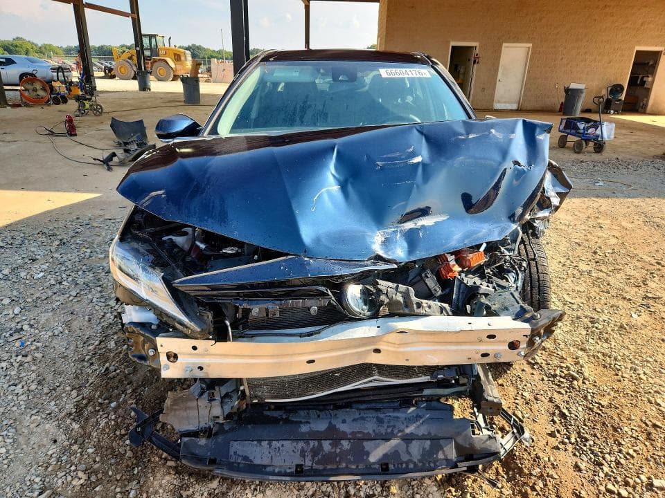 2021 TOYOTA CAMRY LE 5
