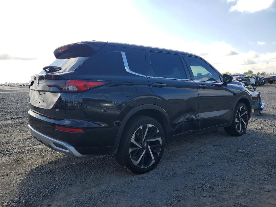 2022 MITSUBISHI OUTLANDER SE 3