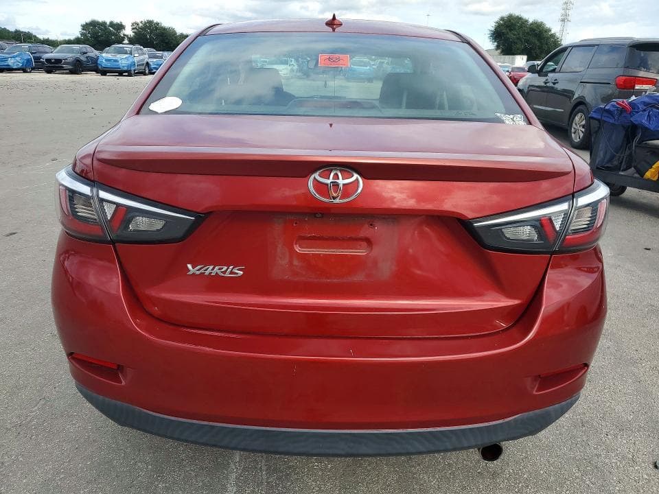 2019 TOYOTA YARIS LE 6