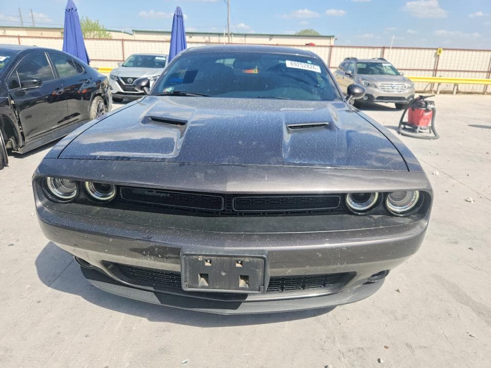 2023 DODGE CHALLENGER SXT 5