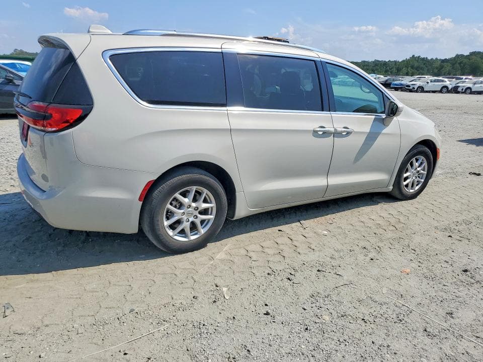 2021 CHRYSLER PACIFICA TOURING L 3