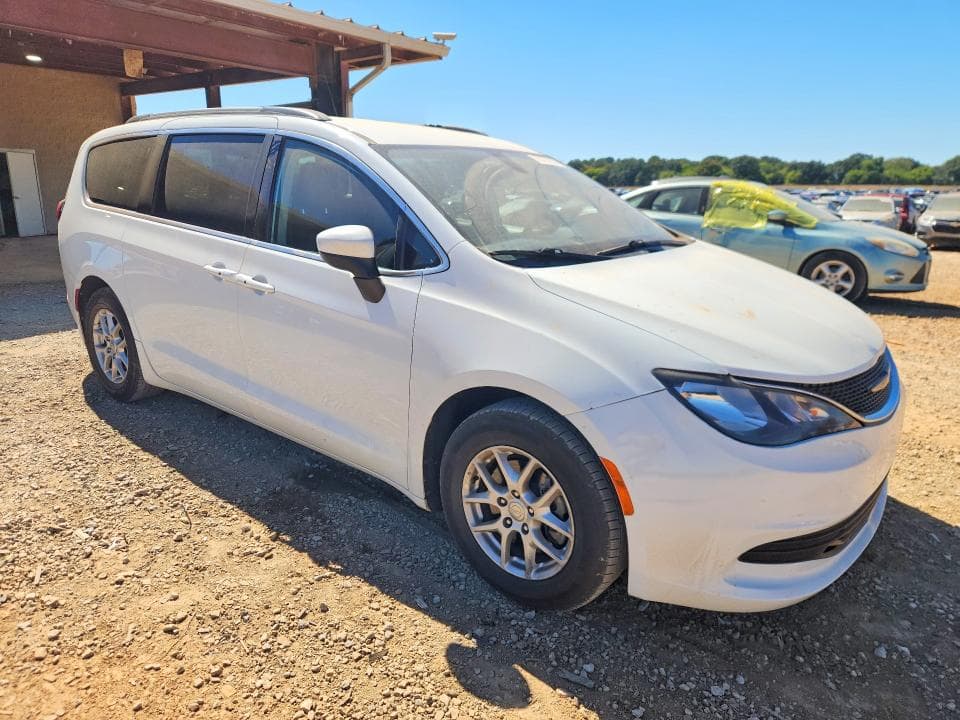 2020 CHRYSLER VOYAGER LXI 4