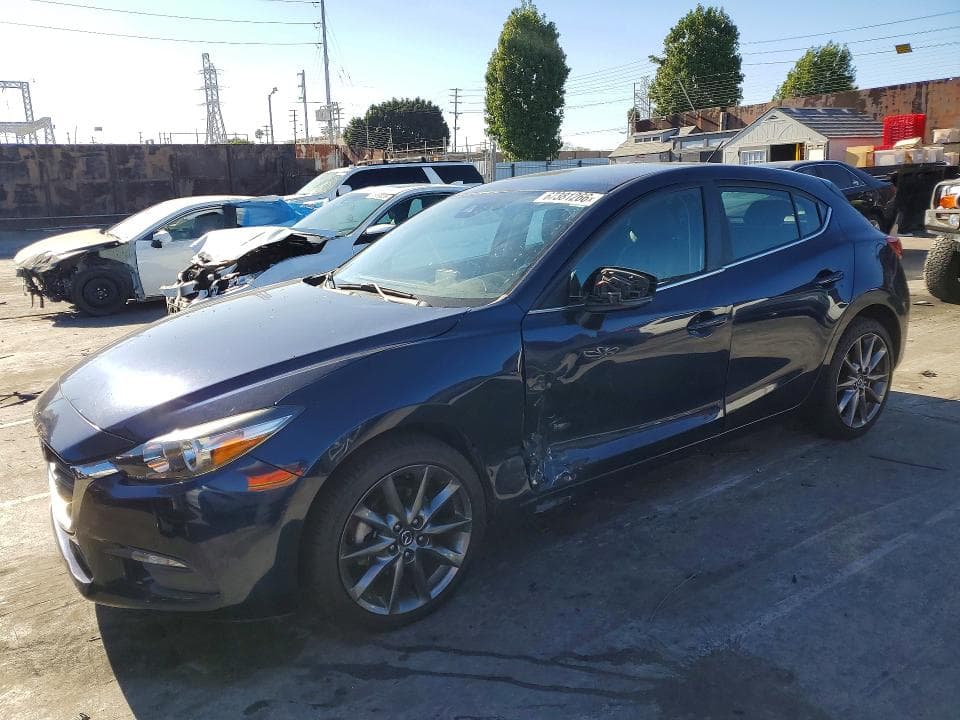2018 MAZDA 3 TOURING - 1