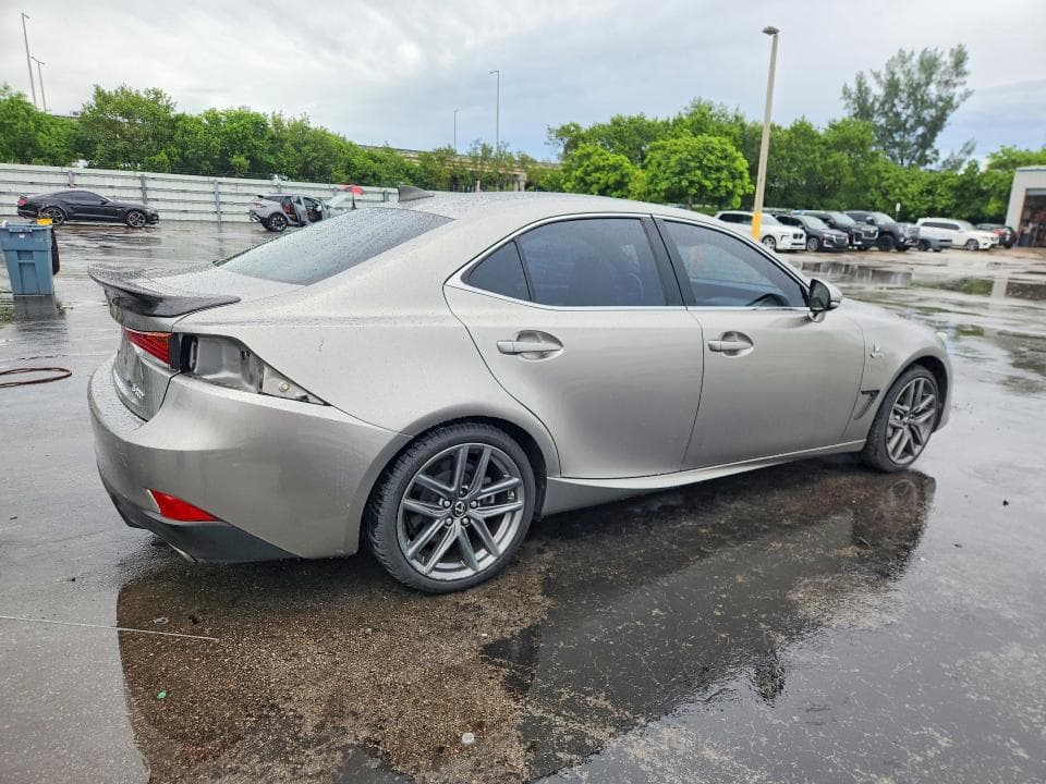2018 LEXUS IS 300 3