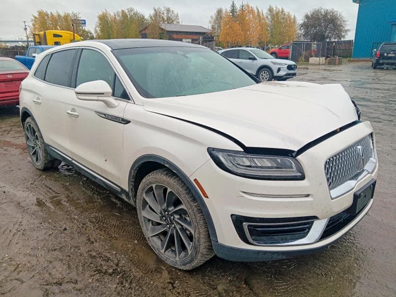 2019 LINCOLN NAUTILUS RESERVE 4