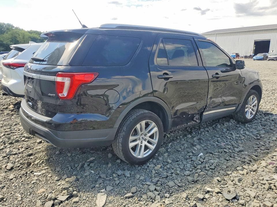 2018 FORD EXPLORER XLT 3