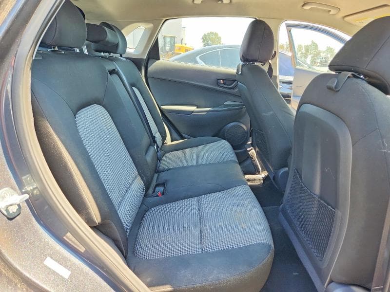 2020 HYUNDAI KONA SE 10