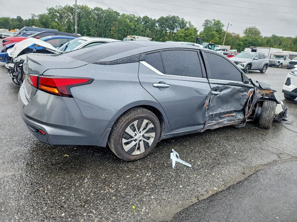 2021 NISSAN ALTIMA S 3