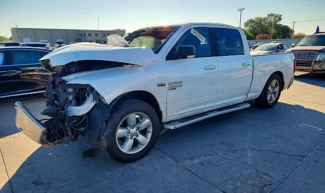 2019 RAM 1500 CLASSIC SLT - 1