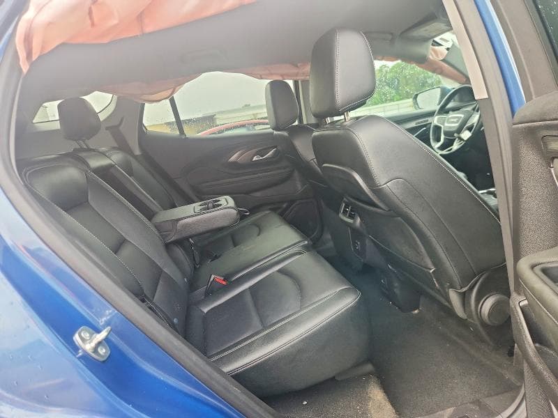 2024 GMC TERRAIN SLT 10