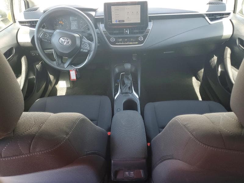 2025 TOYOTA COROLLA LE 8