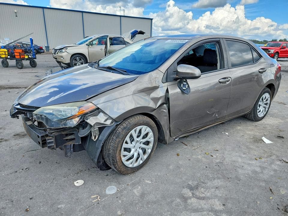 2018 TOYOTA COROLLA LE - 1