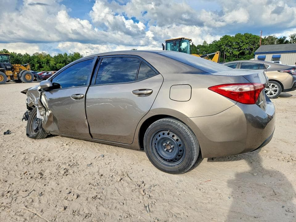 2017 TOYOTA COROLLA LE 2