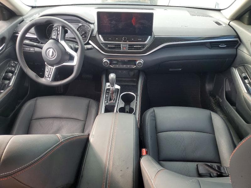 2025 NISSAN ALTIMA SR 8