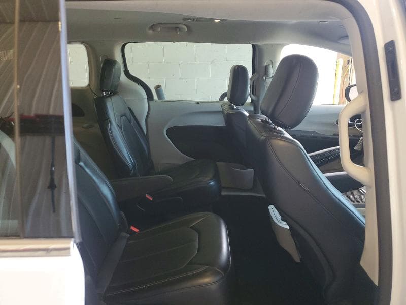 2024 CHRYSLER PACIFICA TOURING L 11