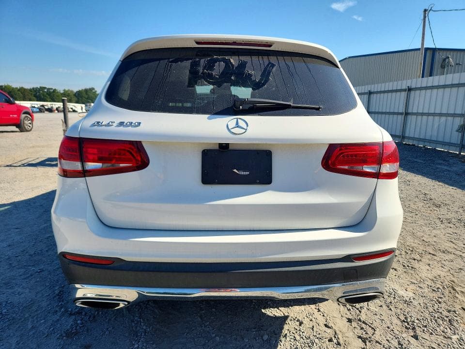 2017 MERCEDES-BENZ GLC 300 6