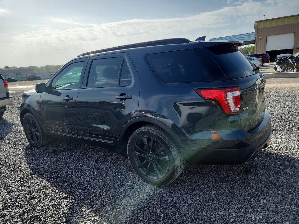 2017 FORD EXPLORER XLT 2