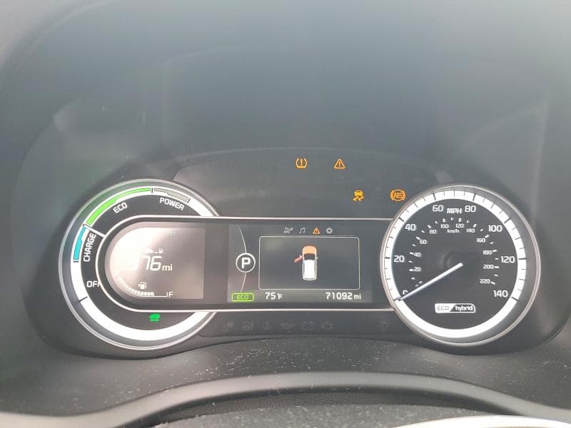 2018 KIA NIRO EX 9