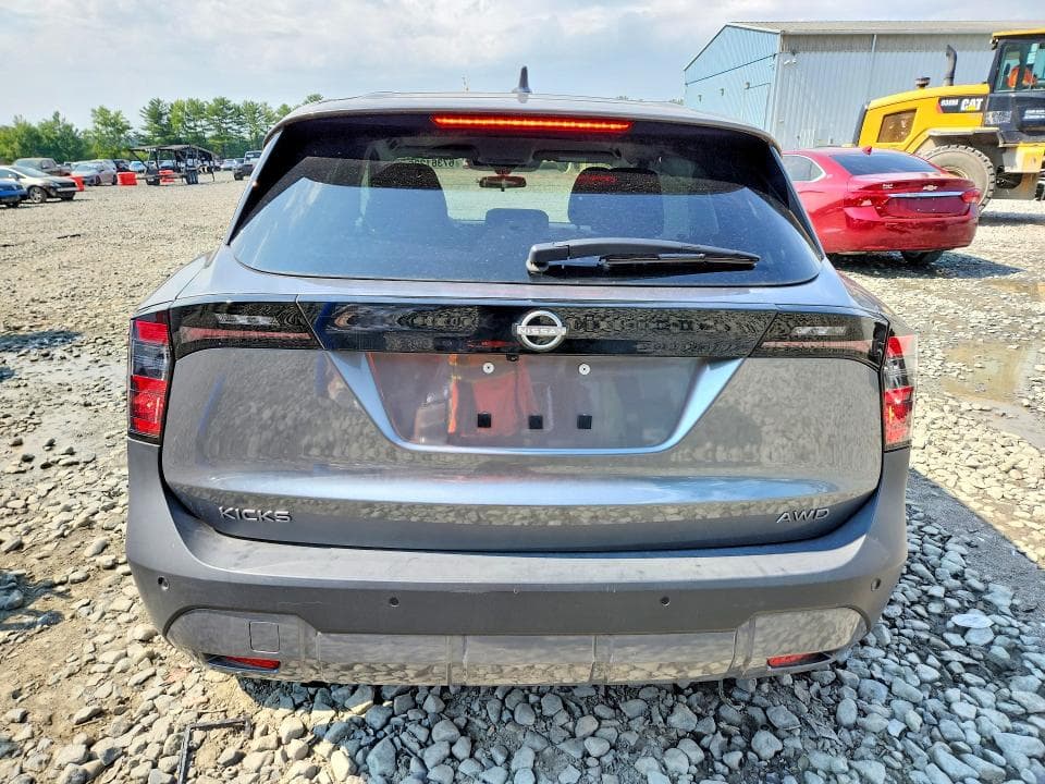 2025 NISSAN KICKS SV 6
