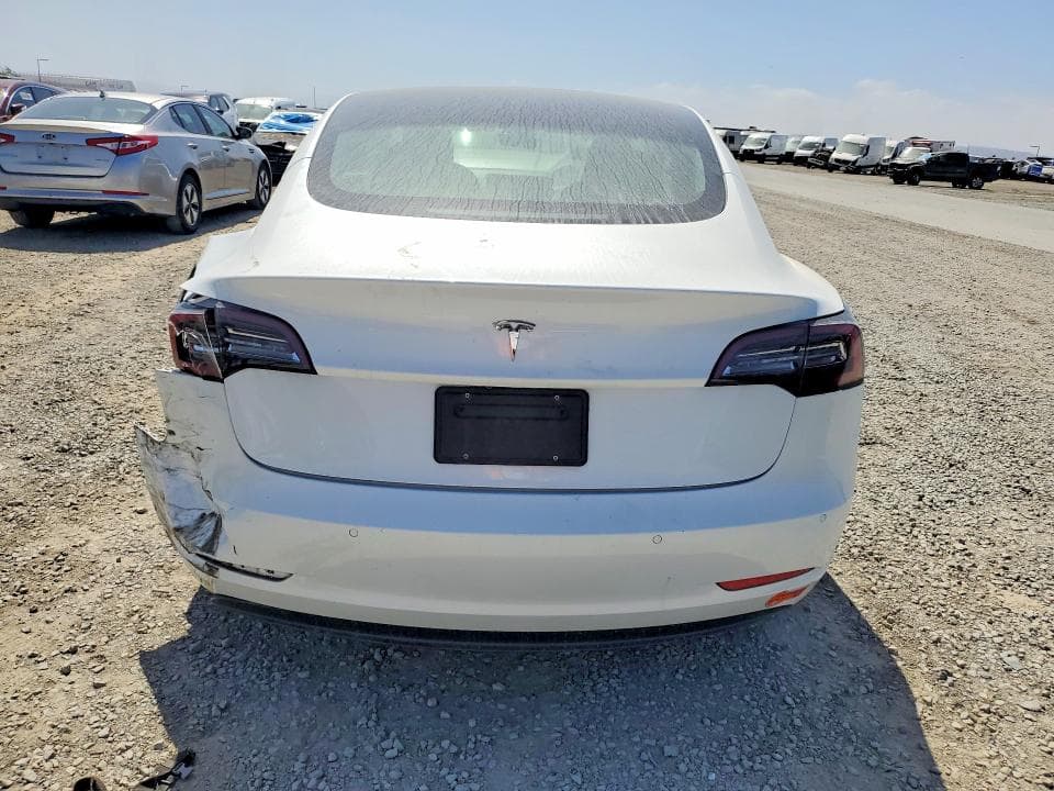 2020 TESLA MODEL 3 6