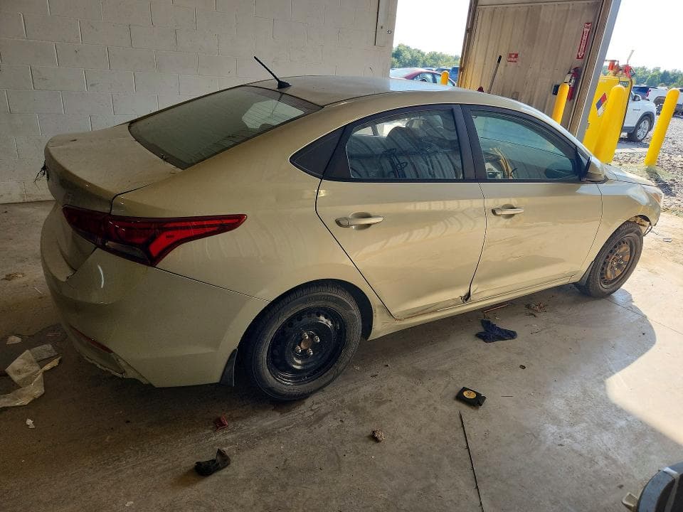 2020 HYUNDAI ACCENT SE 3