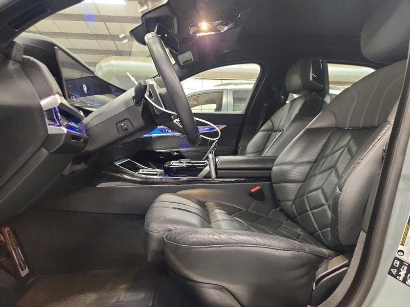 2026 BMW 740 XI 7